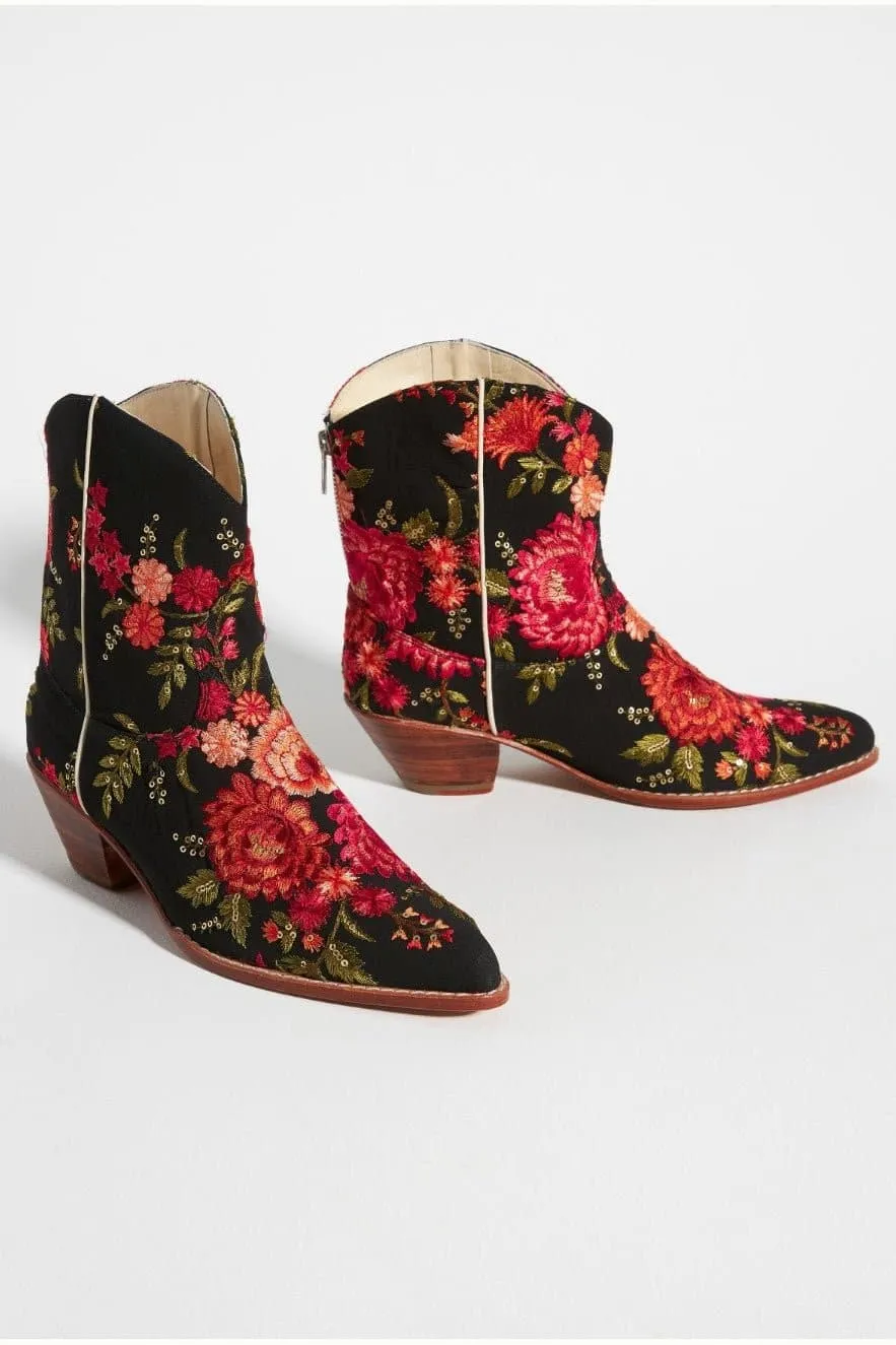 EMBROIDERED WESTERN BOOTS LEILA