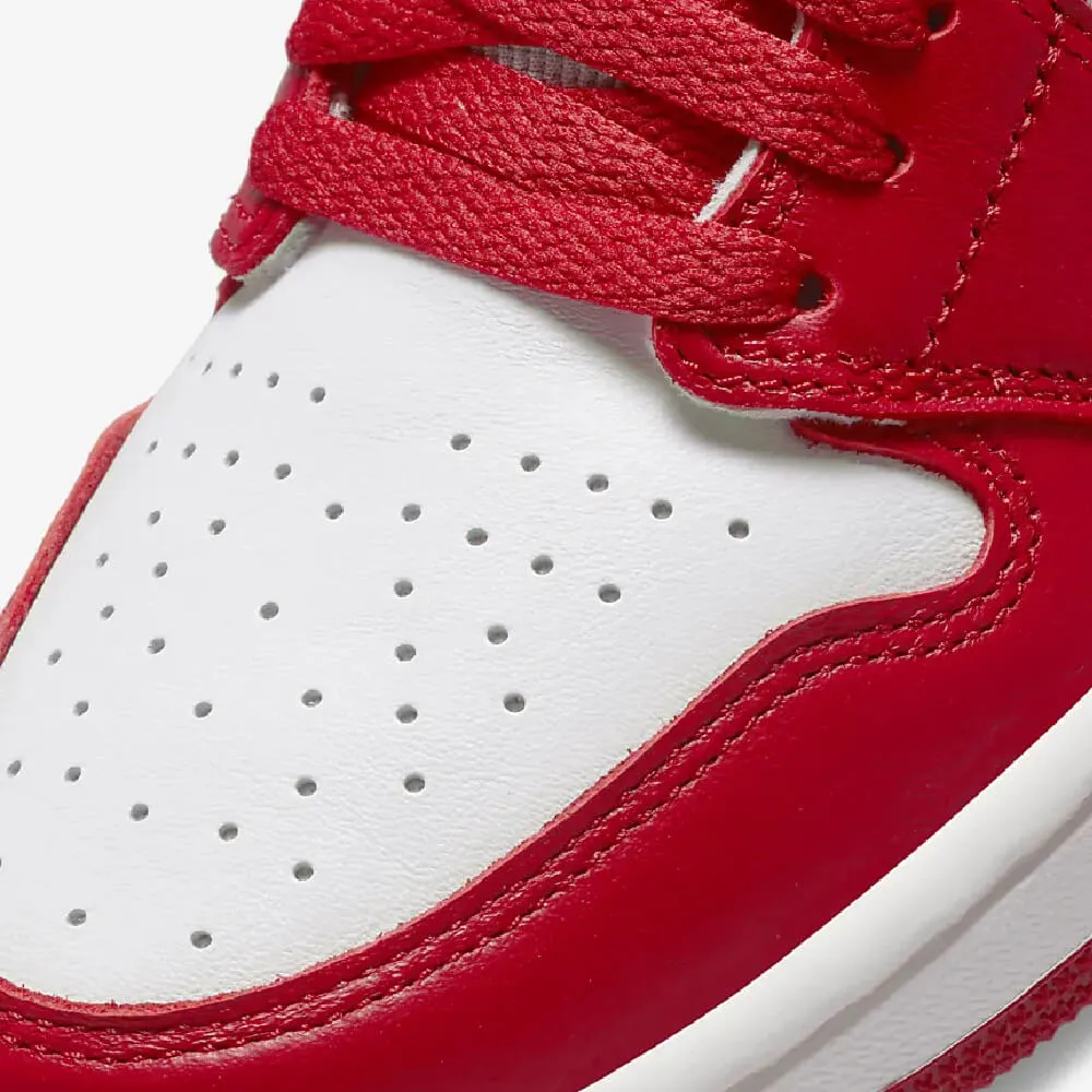 Nike Air Jordan 1 Retro High OG Sneakers, Red/White