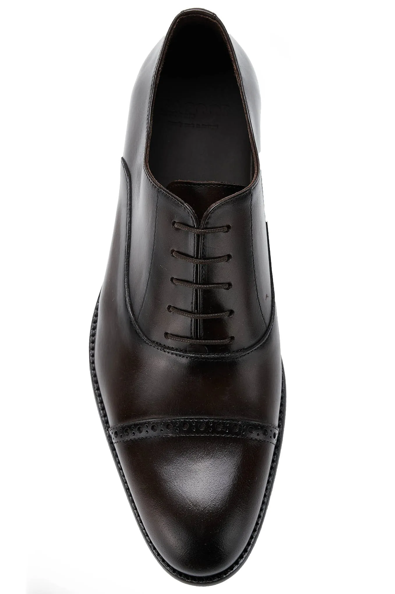 Oxford shoes in leather